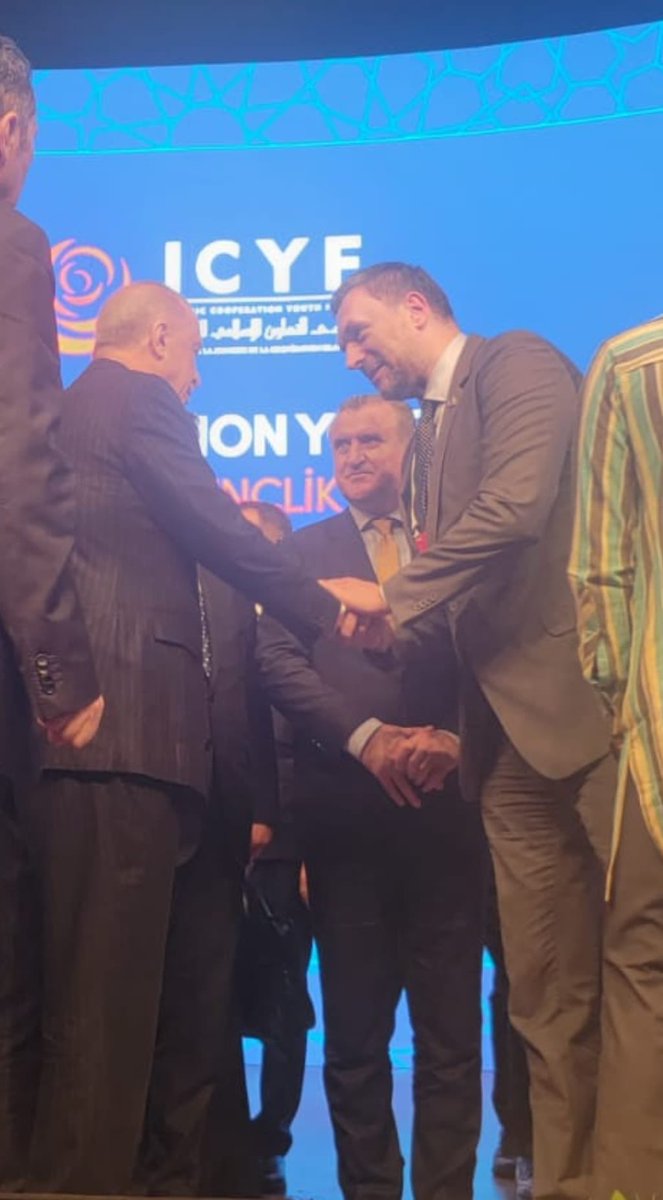 🇧🇦 Foreign Minister @dinokonakovic attended the 20th anniversary ceremony of the Islamic Cooperation Youth Forum (ICYF) in Istanbul which gathered senior officials and youth leaders from OIC member states. 

🇹🇷 President Recep Tayyip Erdoğan was awarded the ICYF Grand Youth Award
