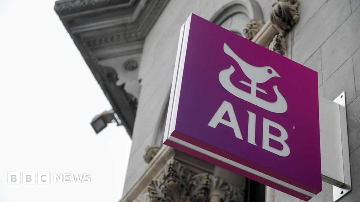 Allied Irish Banks (AIB), one of Ireland's two major banks, has returned to full private ownership 15 years after it needed a government bailout. 👉 zurl.co/Jt7FN

#Ireland #Bank #PrivateOwnership #Government