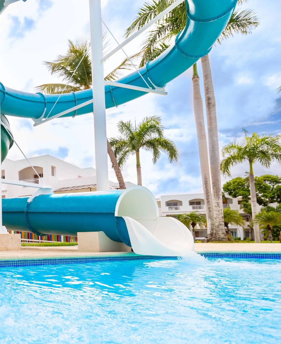 Summer starts this weekend but we’re already making a splash!  🛝☀️ #SunscapeResorts 

spr.ly/60144yMhE