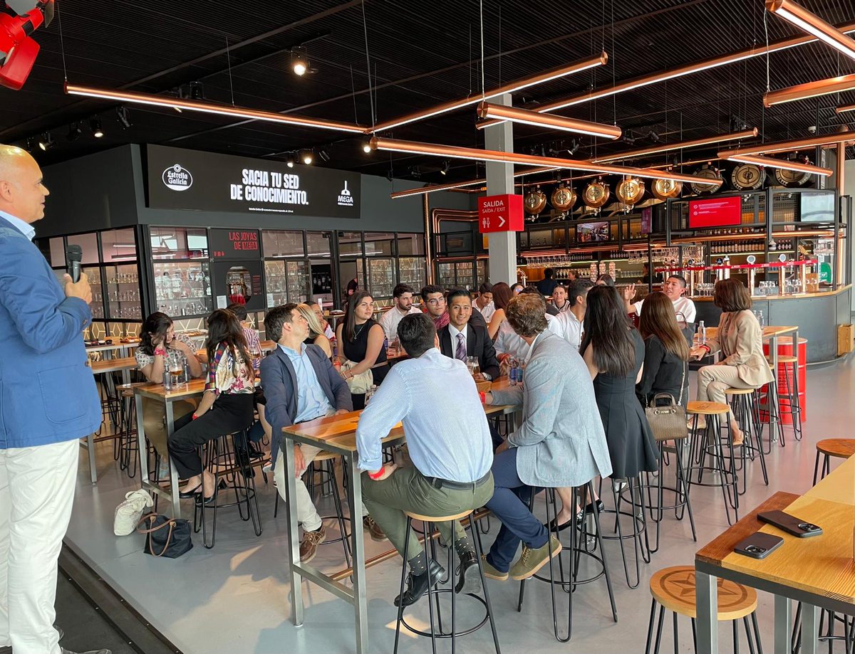 Fundación Carolina (@red_carolina) on Twitter photo 🍺Última actividad de la agenda de hoy del programa #JLI2025 de #FundaciónCarolina y #BancoSantander
Visitamos el museo Mega Estrella Galicia <a href="/estrellagalicia/">Estrella Galicia</a>
Gracias por la recepción 🙏 🍺Última actividad de la agenda de hoy del programa #JLI2025 de #FundaciónCarolina y #BancoSantander
Visitamos el museo Mega Estrella Galicia <a href="/estrellagalicia/">Estrella Galicia</a>
Gracias por la recepción 🙏