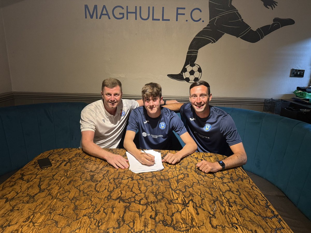 Nathan Moffitt 📝
New Contract secured 👌
At 17 he has a bit of fun with 14 goals and 10 assists in our first season at the level.
You ain't seen nothing yet⚽

#WinnersMakeItHappen