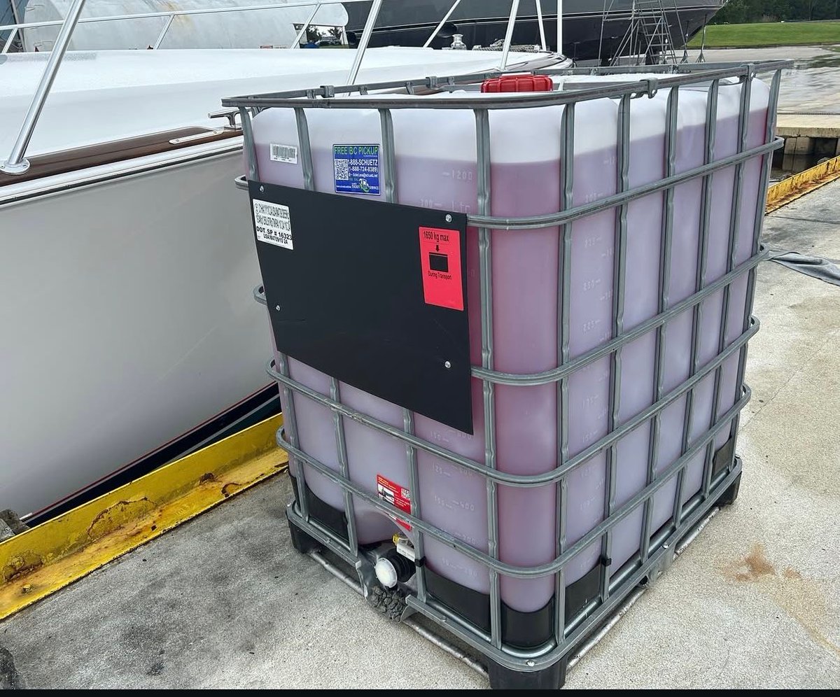 The 'Mack Attack,' a 48-foot Convertible from #VikingYachts , ran a demonstration using bio-diesel at a showcase in Atlantic City and the results prove alternative fuels can match the performance of standard diesel. 

Full Story- buff.ly/KX3BPHr