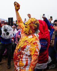Sean E (@michigansurf) on Twitter photo #BillsMafia ok so <a href="/MartinHouseBrew/">Martin House Brewing</a> Makes a Ketchup and a Mustard beer. Do I need to bring them up to Pinto Rons when I come up for the Chiefs game? #BillsMafia ok so <a href="/MartinHouseBrew/">Martin House Brewing</a> Makes a Ketchup and a Mustard beer. Do I need to bring them up to Pinto Rons when I come up for the Chiefs game?
