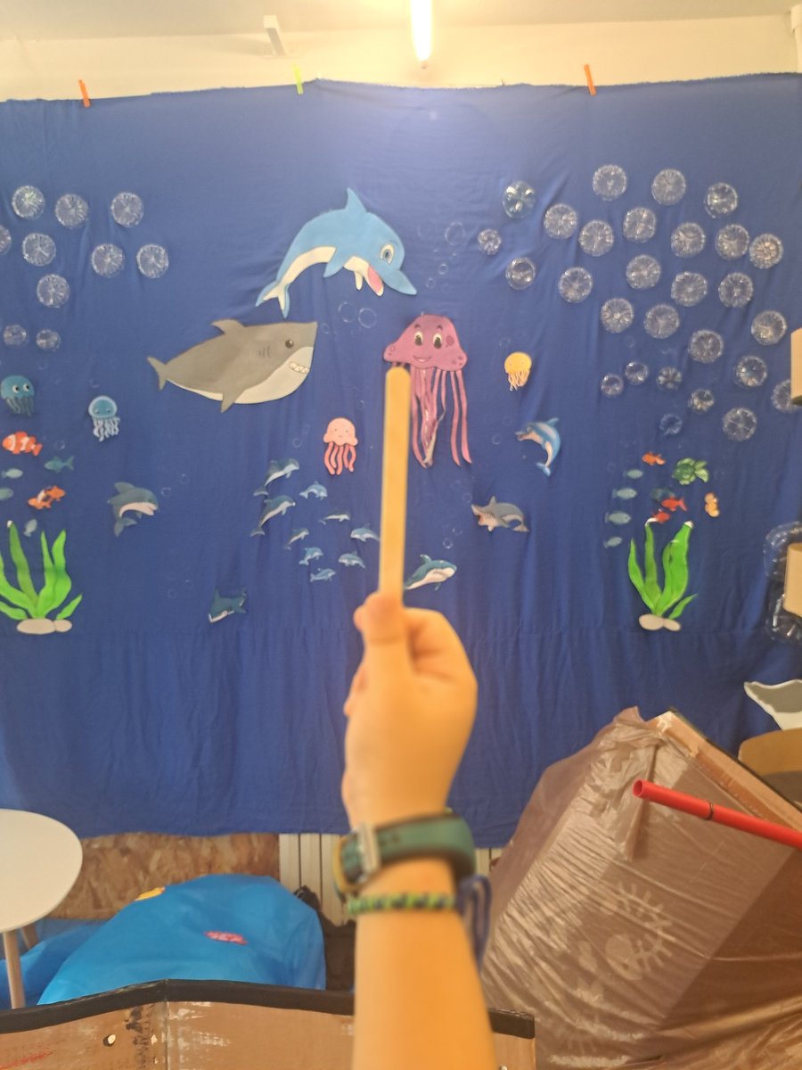 🍦 Ja ens hem menjat el gelat... i el curs 24/25 s'ha acabat! 🎉📚
Moments viscuts, reptes superats i molta vida compartida 💫
Bon estiu laviniets i lavinietes! 🌞🕶️🌊