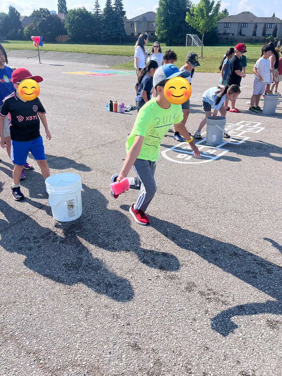 BonuraDiana's tweet image. Primary play date this morning was a hit! 🌞 The kids had a blast playing all the games, laughing nonstop. Perfect weather + happy faces = the best way to wrap up the week! 🎉☀️ #PrimaryFun #FridayVibes #PlayAndLearn