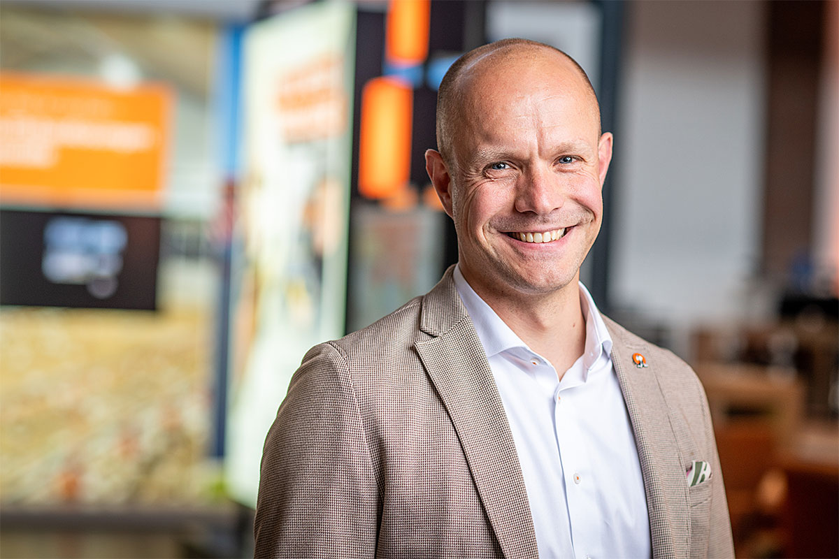 || We send our talents into the world – for good reason! 🌍 

Jan Schomaker is the perfect example of how we empower, develop and support our employees. From a business administration student to Head of Region Middle East &amp; Africa – in just 15 years. 

🔗 bigdutchman.com/en/news-storie…