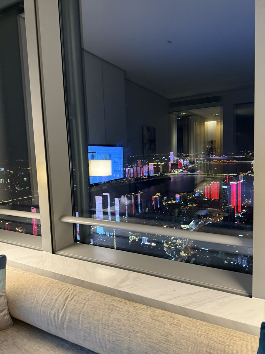 长沙的夜景 不如我美丽