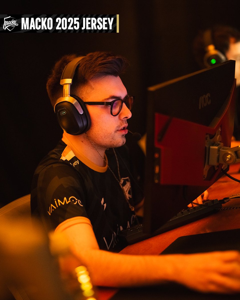 DRESS TO DOMINATE 🏆
Get your official Macko jersey and join the #MackoFam 🙌⬛🟨

🛒 bit.ly/MCK2025

#DrawnToDare