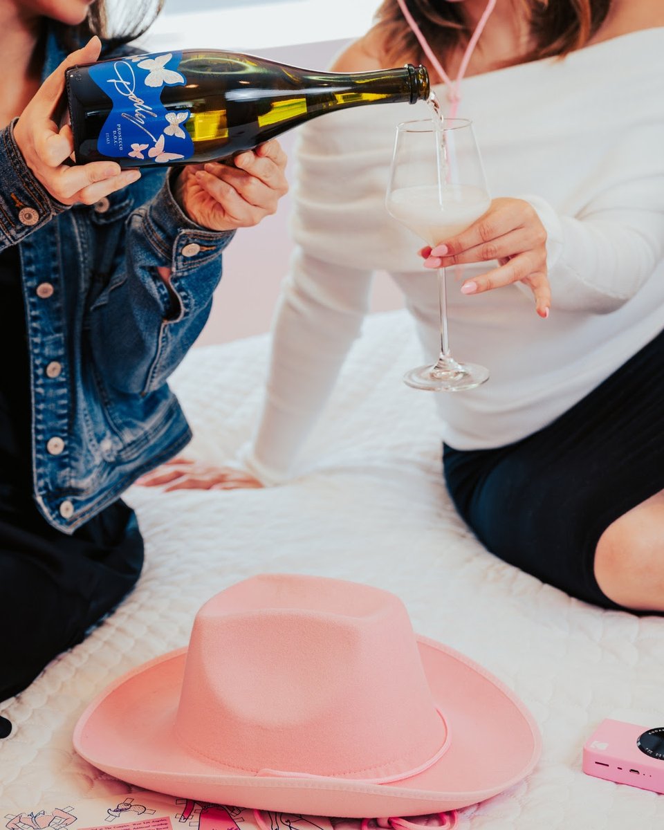 Dollywines's tweet image. Bubbling over with joy that only Dolly Wines Prosecco (UK only) can bring 🍾
