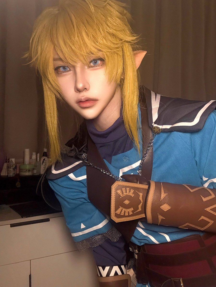 LvyLeeKk (@levi050617) on Twitter photo 