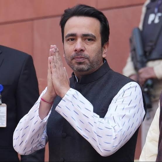 Rohit Kumar (@rohitku67423202) on Twitter photo बिजनौर : केंद्रीय मंत्री जयंत चौधरी का दौरा कल
कल जयंत चौधरी करेंगे केंद्रीय विद्यालय का शिलान्यास
बिजनौर लोकसभा के स्वाहेड़ी में बनेगा केंद्रीय स्कूल
बिजनौर RLD सांसद चंदन चौहान ने मौके का किया निरीक्षण
#Bijnor #JayantChaudhary #KendriyaVidyalaya #Swaheri <a href="/jayantrld/">Jayant Singh</a> बिजनौर : केंद्रीय मंत्री जयंत चौधरी का दौरा कल
कल जयंत चौधरी करेंगे केंद्रीय विद्यालय का शिलान्यास
बिजनौर लोकसभा के स्वाहेड़ी में बनेगा केंद्रीय स्कूल
बिजनौर RLD सांसद चंदन चौहान ने मौके का किया निरीक्षण
#Bijnor #JayantChaudhary #KendriyaVidyalaya #Swaheri <a href="/jayantrld/">Jayant Singh</a>