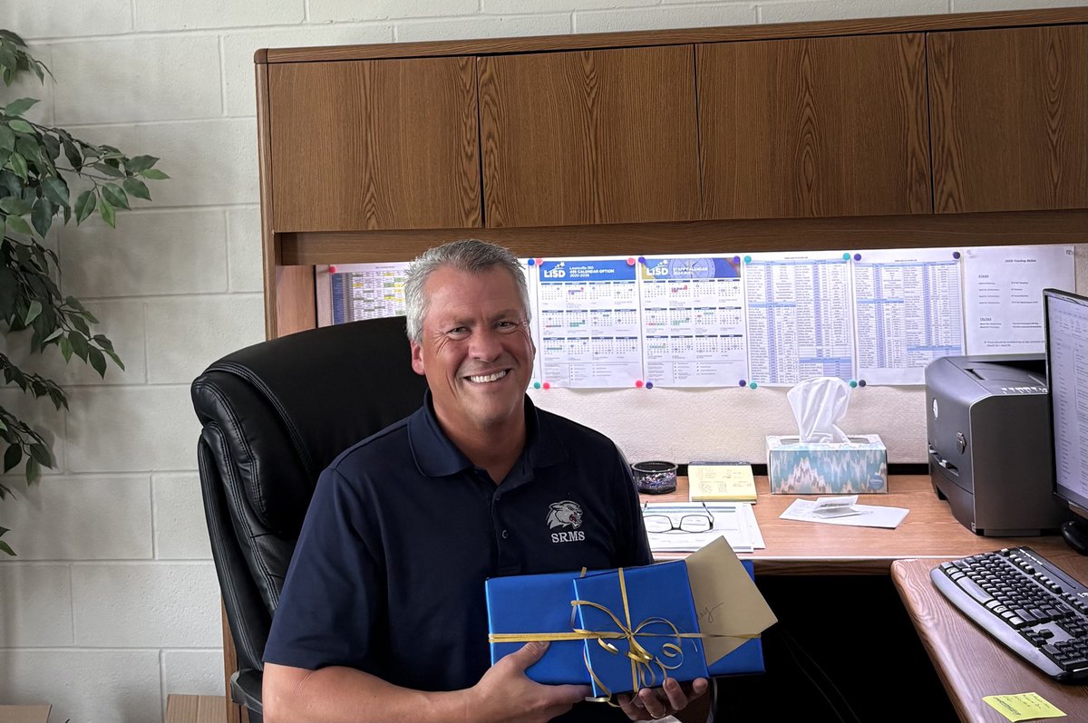 Chantell Upshaw (@chantellupshaw) on Twitter photo Thank you for 36 years of service <a href="/LewisvilleISD/">Lewisville ISD</a> students, staff, and families, Gary Gibson <a href="/ShadowRidgeMS/">Shadow Ridge MS</a>. You will be missed! Happy Retirement 🎉🌟🎉 Thank you for 36 years of service <a href="/LewisvilleISD/">Lewisville ISD</a> students, staff, and families, Gary Gibson <a href="/ShadowRidgeMS/">Shadow Ridge MS</a>. You will be missed! Happy Retirement 🎉🌟🎉