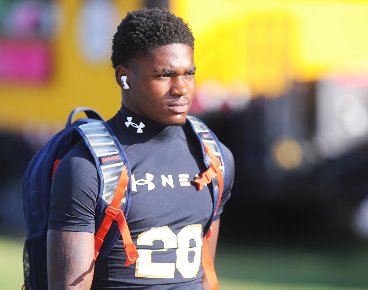 Tigerillustrated.com (@tiinclemson) on Twitter photo We've got the goods on a local Dabo Swinney camper for the next cycle we'll be tracking in the coming months, details on a couple of international prospects with major offers we've scouted this month and additional info on #Clemson's board at both OL & DL.
clemson.rivals.com/news/friday-p-… We've got the goods on a local Dabo Swinney camper for the next cycle we'll be tracking in the coming months, details on a couple of international prospects with major offers we've scouted this month and additional info on #Clemson's board at both OL & DL.
clemson.rivals.com/news/friday-p-…