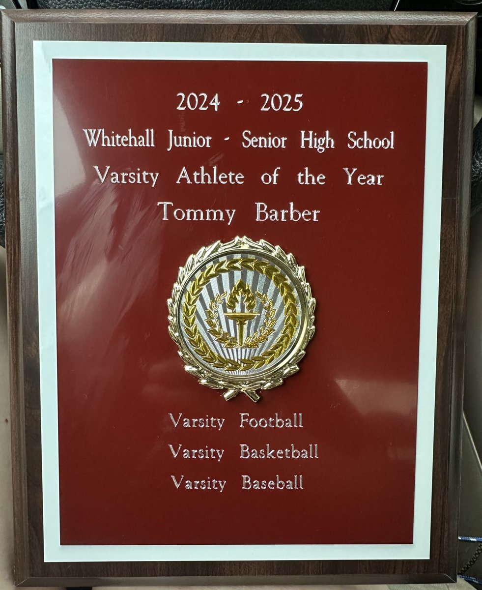 tbarber_2's tweet image. Honored to receive Whitehall School District’s Varsity Athlete of the Year Award. I look forward to continuing the grind @HartwickFball !
