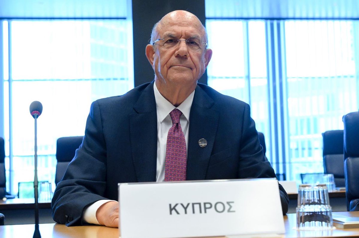 Ολοκληρώθηκαν σήμερα οι εργασίες του Συμβουλίου Οικονομικών και Δημοσιονομικών Θεμάτων της Ευρωπαϊκής Ένωσης (#Ecofin). Την Κύπρο εκπροσώπησε ο Υπουργός Οικονομικών κ. Μάκης Κεραυνός.
 
Σε πρόγευμα εργασίας οι Υπουργοί αντάλλαξαν απόψεις όσον αφορά τη μελλοντική χρηματοδότηση του