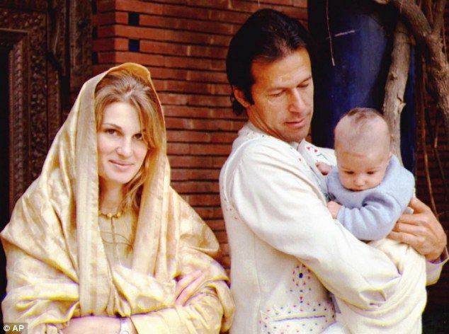 کاش خان صاحب بھی خود غرض ہوتے اور ذاتی زندگی کو ترجیح دیتے 💔

#حبسِ_بےجا_میں_قید_شہزادہ