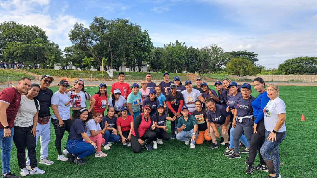 MaryoriMolina_'s tweet image. #EnFotos📸 

 Así se va desarrollando la jornada de este viernes #20Jun en el marco del 1er Encuentro Nacional de Formación de Formadores en la #Unacom, en el estado Carabobo

PROTAGONISTA DE CAMBIO 
#ONCALaVozDeEcos