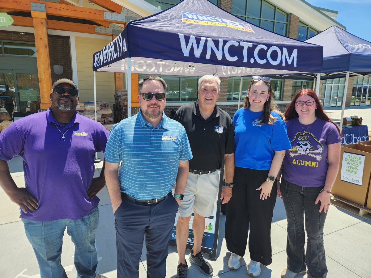 It’s a beautiful day to volunteer for Founder’s Day with WNCT-TV! Come see us at Lowes Foods in Winterville. 

#WNCTcares
#Nexstarnation
#NexstarFDOC2025
