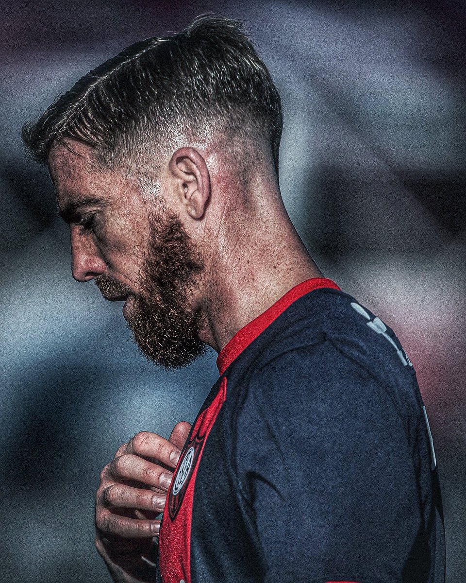 Gracias por venir. Por quedarte. Por bancarte TODAS.

Gracias por REPRESENTARNOS. Por ser uno más de nosotros.

A esta historia aún le queda un capítulo por escribirse. Nos reencontraremos pronto, CAPITÁN. 

#GraciasÍker
