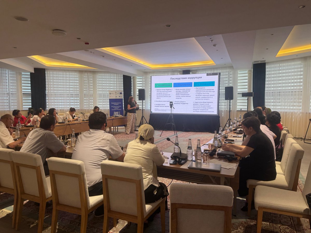 DELNA_LV's tweet image. 13. jūnijs | Samarkanda (Uzbekistāna)
Delna kopā ar pretkorupcijas un labas pārvaldības eksperti Līgu Stafecku tikās ar pilsoniskās sabiedrības organizācijām Samarkandā un dalījās Latvijas pilsoniskās uzraudzības pieredzē un cīņā pret korupciju.

#latdev