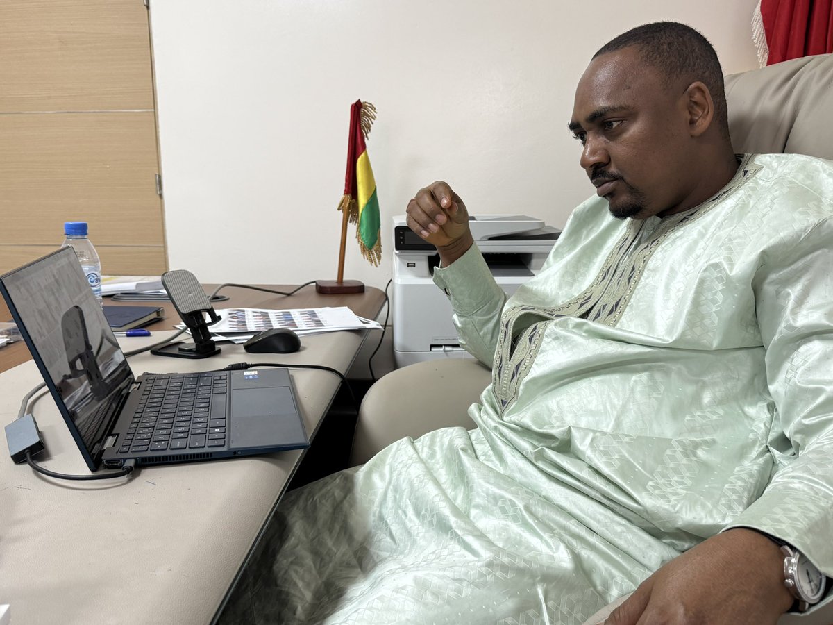 Gando444's tweet image. Ce matin, j’ai eu l’honneur et le privilège d’animer une conférence sur le thème : « Les défis liés à la modernisation des Administrations publiques en Afrique » pour les élèves du CIP et du ￼CSPA de l’Institut National de Service Public (INSP) de Paris .