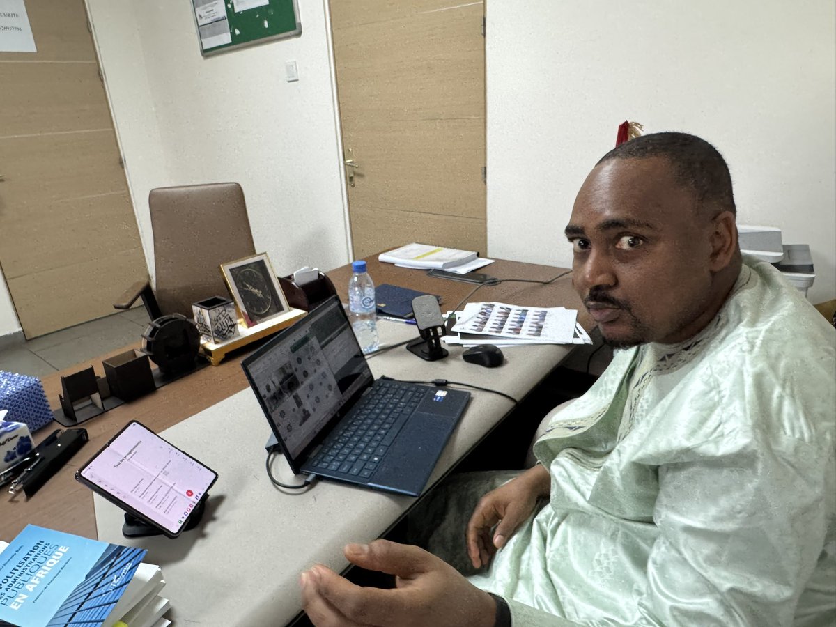 Gando444's tweet image. Ce matin, j’ai eu l’honneur et le privilège d’animer une conférence sur le thème : « Les défis liés à la modernisation des Administrations publiques en Afrique » pour les élèves du CIP et du ￼CSPA de l’Institut National de Service Public (INSP) de Paris .