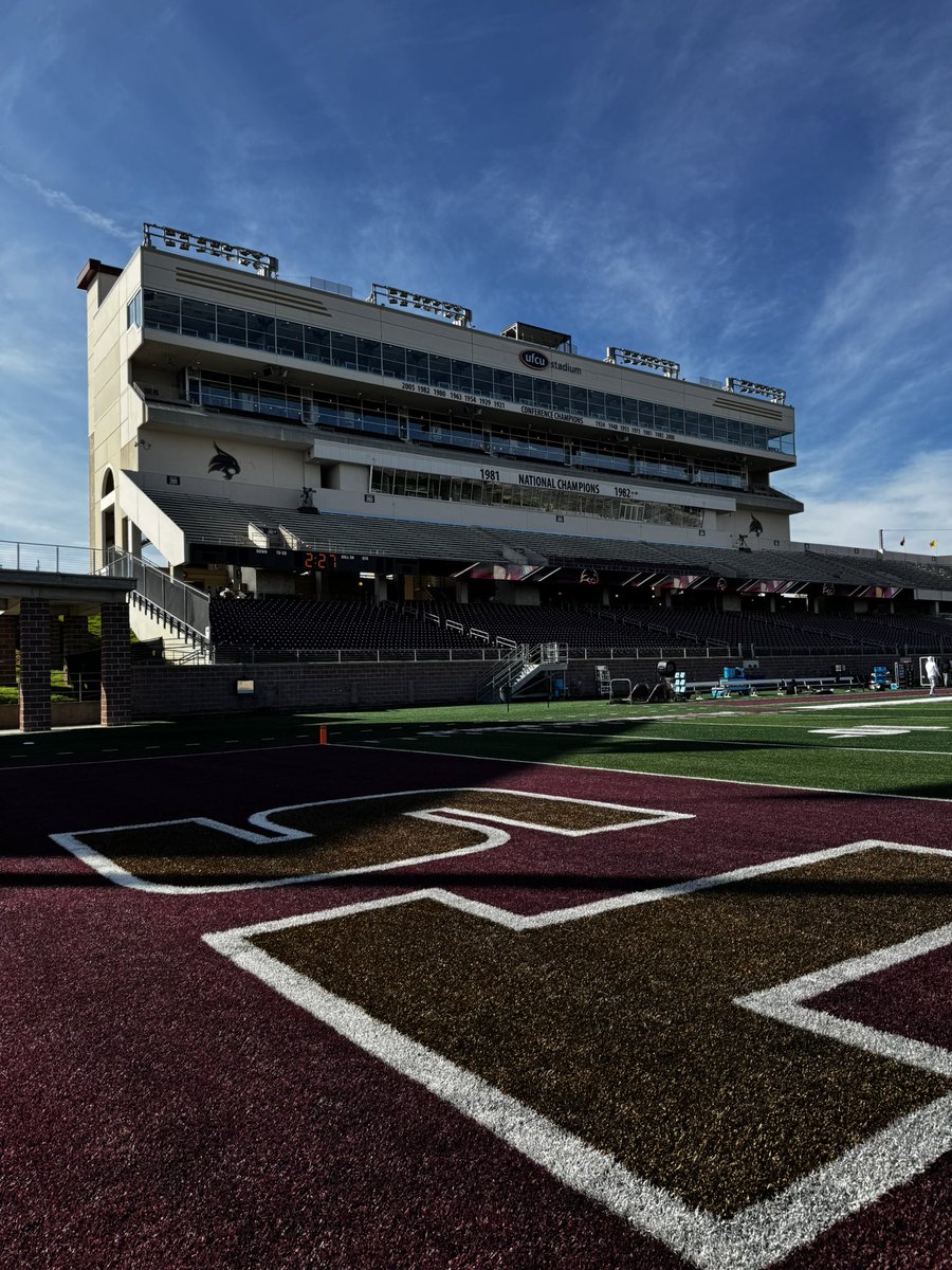 Mike O’Guin (@coachmikeog) on Twitter photo Busy weekend ahead! 🔥
Prospect Camp 🔜
OV with big time talent! 🔜
Let’s show them why SanMo is a special place! 
#RushAndCover Busy weekend ahead! 🔥
Prospect Camp 🔜
OV with big time talent! 🔜
Let’s show them why SanMo is a special place! 
#RushAndCover