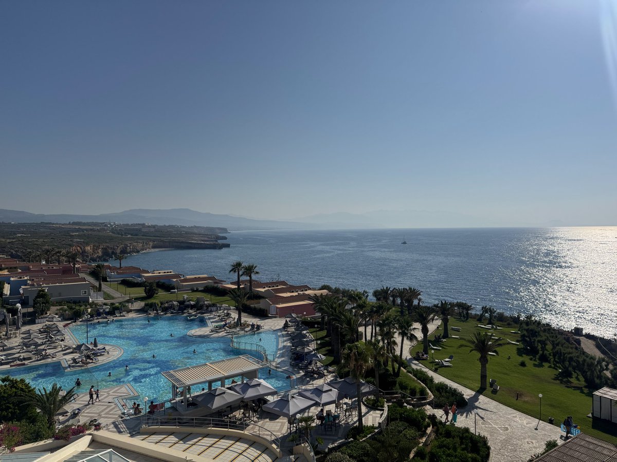 Just wrapped up judging <a href="/bubble/">Bubble</a>’s mobile hackathon in Crete, Greece! ☀️

#bubblegreekhouse

It's been an incredible few days as we crank out mobile apps with breaks in-between to enjoy the beach! 🏖️

And it's amazing to see what people were able to build in just one day.
