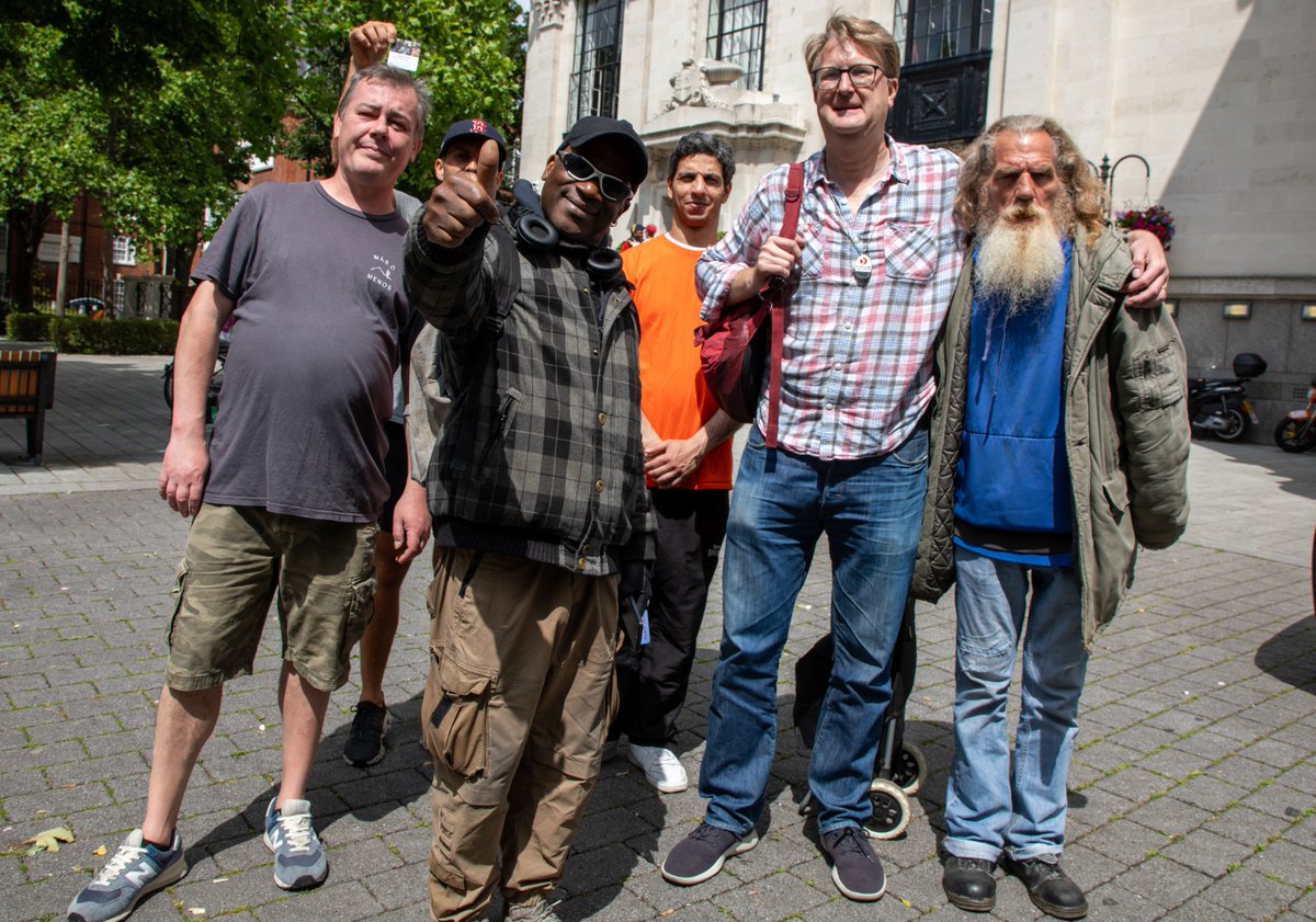 The Margins Project (@marginsproj) on Twitter photo For #MensHealthWeek some of our guests enjoyed a guided tour w/ <a href="/NigelSmithWalks/">NigelSmithWalks</a> <a href="/IslingtonWalks/">Islington Walks</a> through streets & heritage of Islington as way of connection.
"Was great escaping the toil of life, meeting new people with a shared interest."
unionchapel.org.uk/projects/news-…
📸Archie Powell For #MensHealthWeek some of our guests enjoyed a guided tour w/ <a href="/NigelSmithWalks/">NigelSmithWalks</a> <a href="/IslingtonWalks/">Islington Walks</a> through streets & heritage of Islington as way of connection.
"Was great escaping the toil of life, meeting new people with a shared interest."
unionchapel.org.uk/projects/news-…
📸Archie Powell