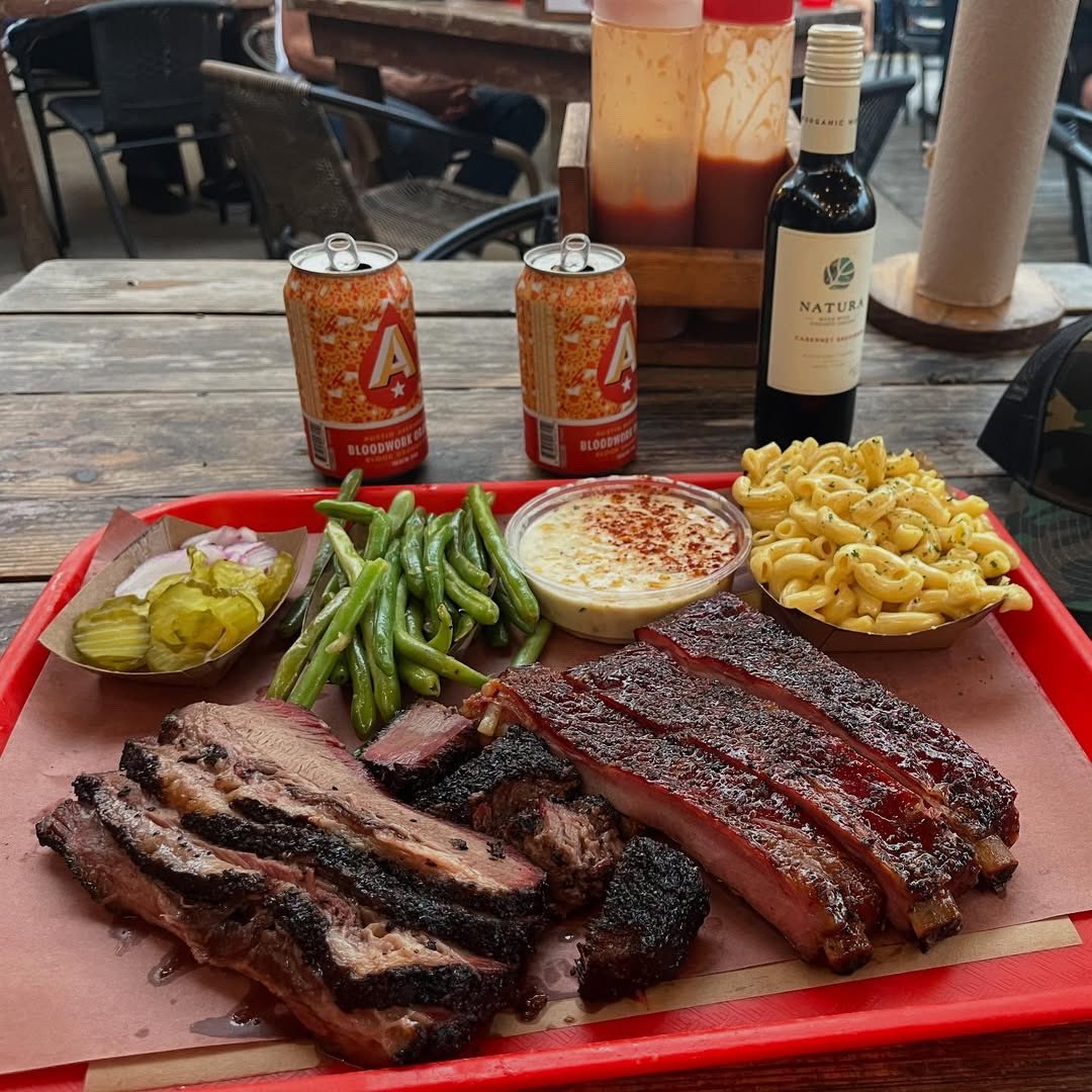 TerryBlacks_BBQ's tweet image. Terry’s Tasty Tray of the week! See y’all this weekend!
📷: thefairestrvlife