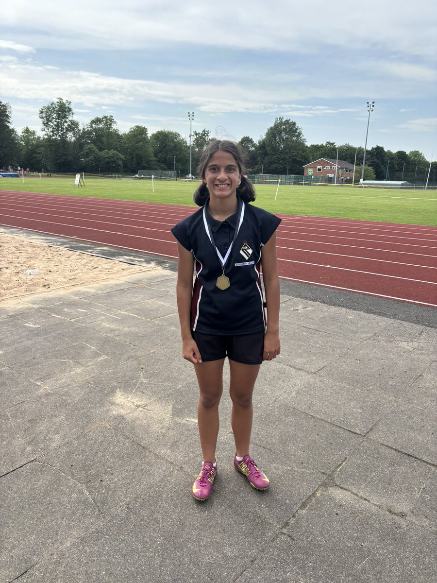 ATHLETICS
GOLD for Sahana Y7 in the 200m🥇🔥