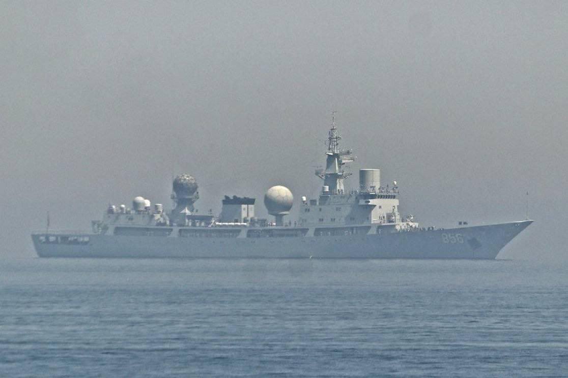 IndiaStrikes_'s tweet image. Israel Warns China 

Your support for #Iran is fueling conflict! Deploying Type 855 &amp;amp; 815A electronic intelligence warships in the Persian Gulf to monitor Israeli submarines and fighter jets risks escalation. Five Chinese cargo planes landing in Tehran, possibly carrying military…