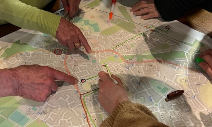 SocialResponUoM's tweet image. Academics from The University of Manchester are addressing transport related social exclusion through work on Bee Network public transport. 🚌 🚌
Find out more here: socialresponsibility.manchester.ac.uk/all-news/drivi…