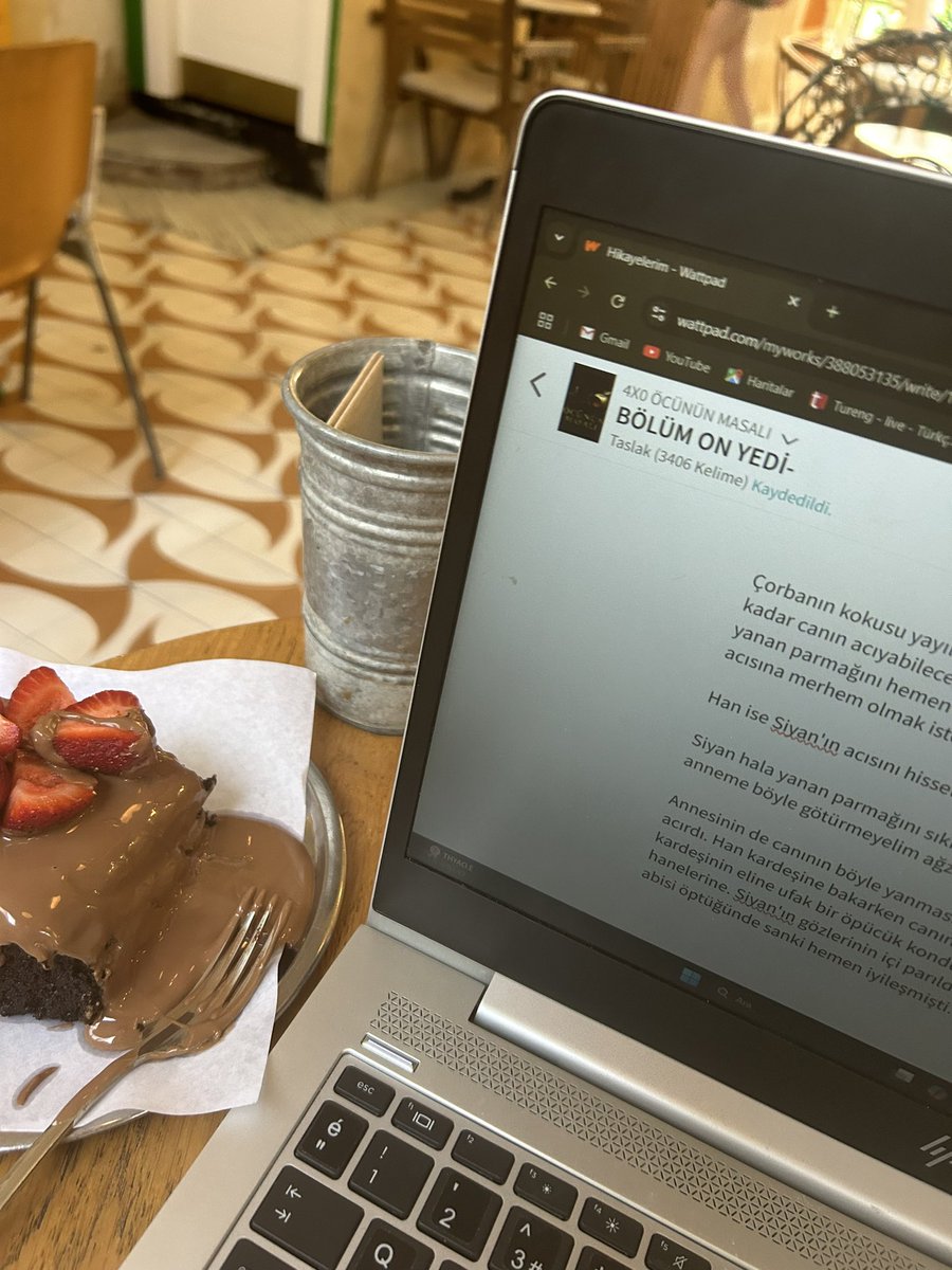 ladyremm_'s tweet photo. Yazmayı seviyorum. Yazmak  için kendime sunduğum zamanı da…🖊️ https://t.co/728KJM9vzC