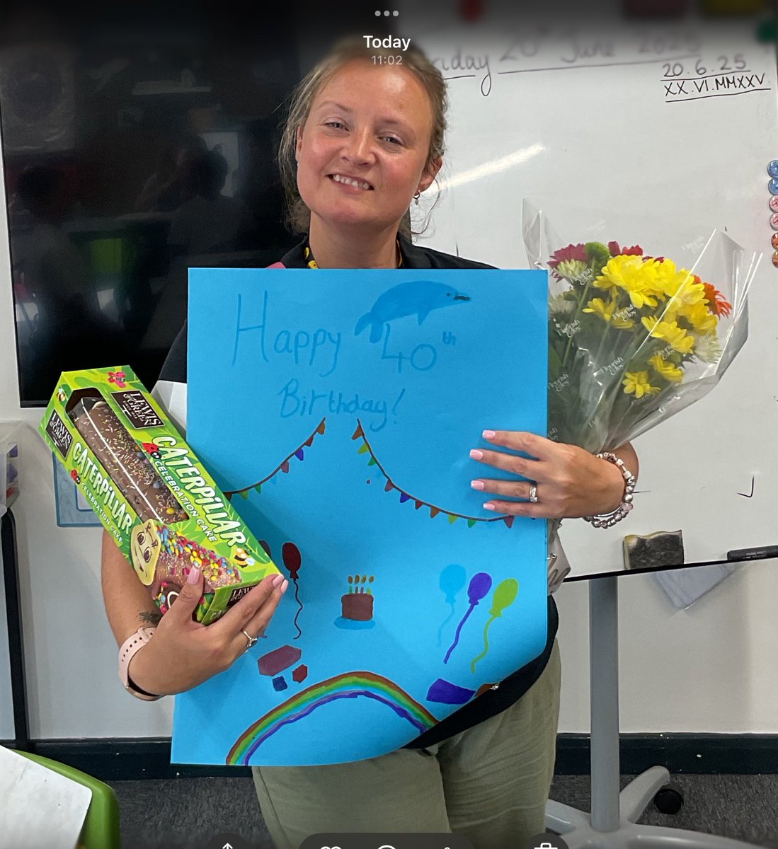 LindenRDCherry's tweet photo. Happy 40th birthday to our fabulous Mrs Turner thank you for everything you do for us ❤️ #LindenRoadAcademyCherry #LindenLearning https://t.co/he2CwFywRa