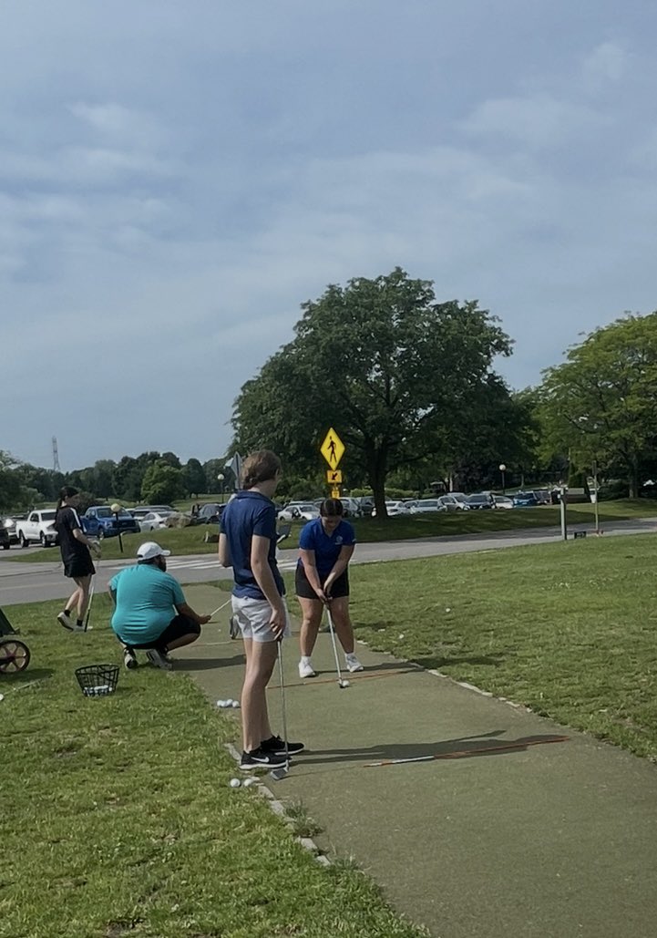 Elkhart HS Golf (@golfelkhart) on Twitter photo Great practice today for our girls. Great to see them putting the work in! Go Lions!🦁 ⛳️
<a href="/ElkhartHSSports/">Elkhart High School Athletics</a> <a href="/indianahsgolf/">Indiana HS Golf</a> Great practice today for our girls. Great to see them putting the work in! Go Lions!🦁 ⛳️
<a href="/ElkhartHSSports/">Elkhart High School Athletics</a> <a href="/indianahsgolf/">Indiana HS Golf</a>