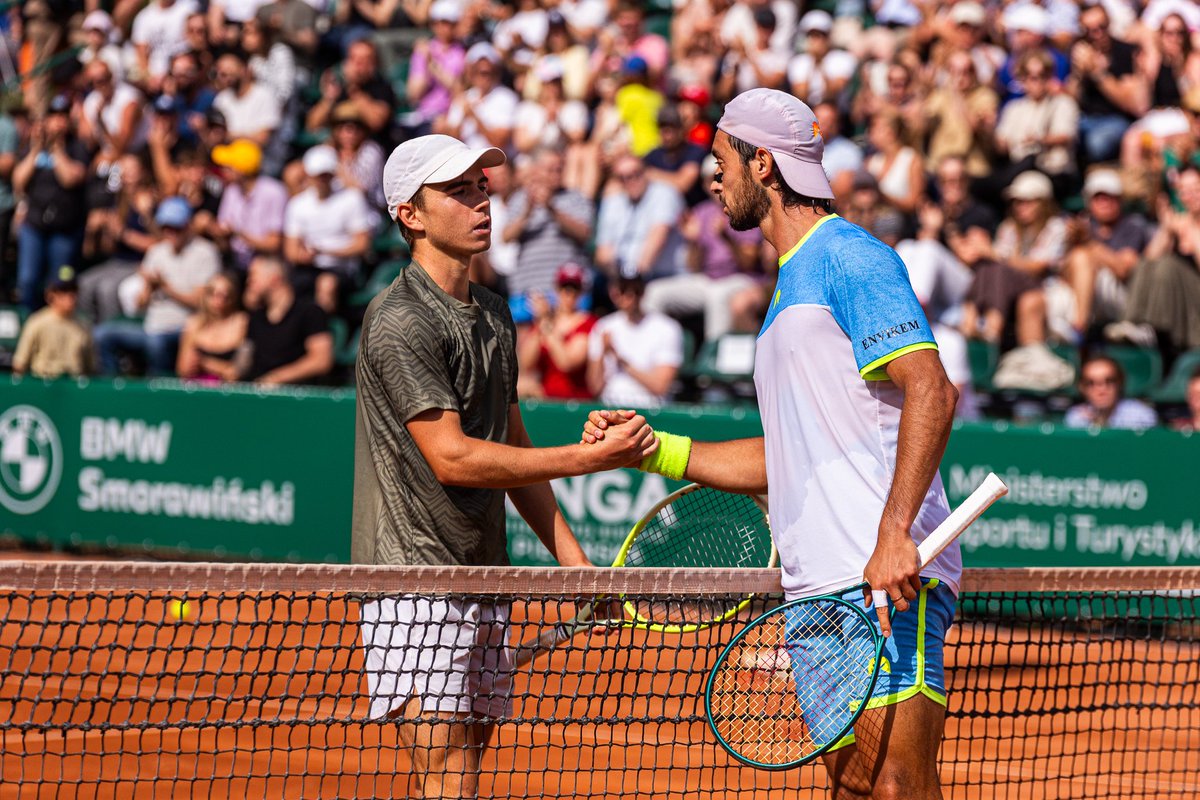 [3] Dalibor Svrcina 🇨🇿 def. [2] Thiago Agustin Tirante 🇦🇷 6/3, 6/4 
#semifinal #EneaPoznanOpen