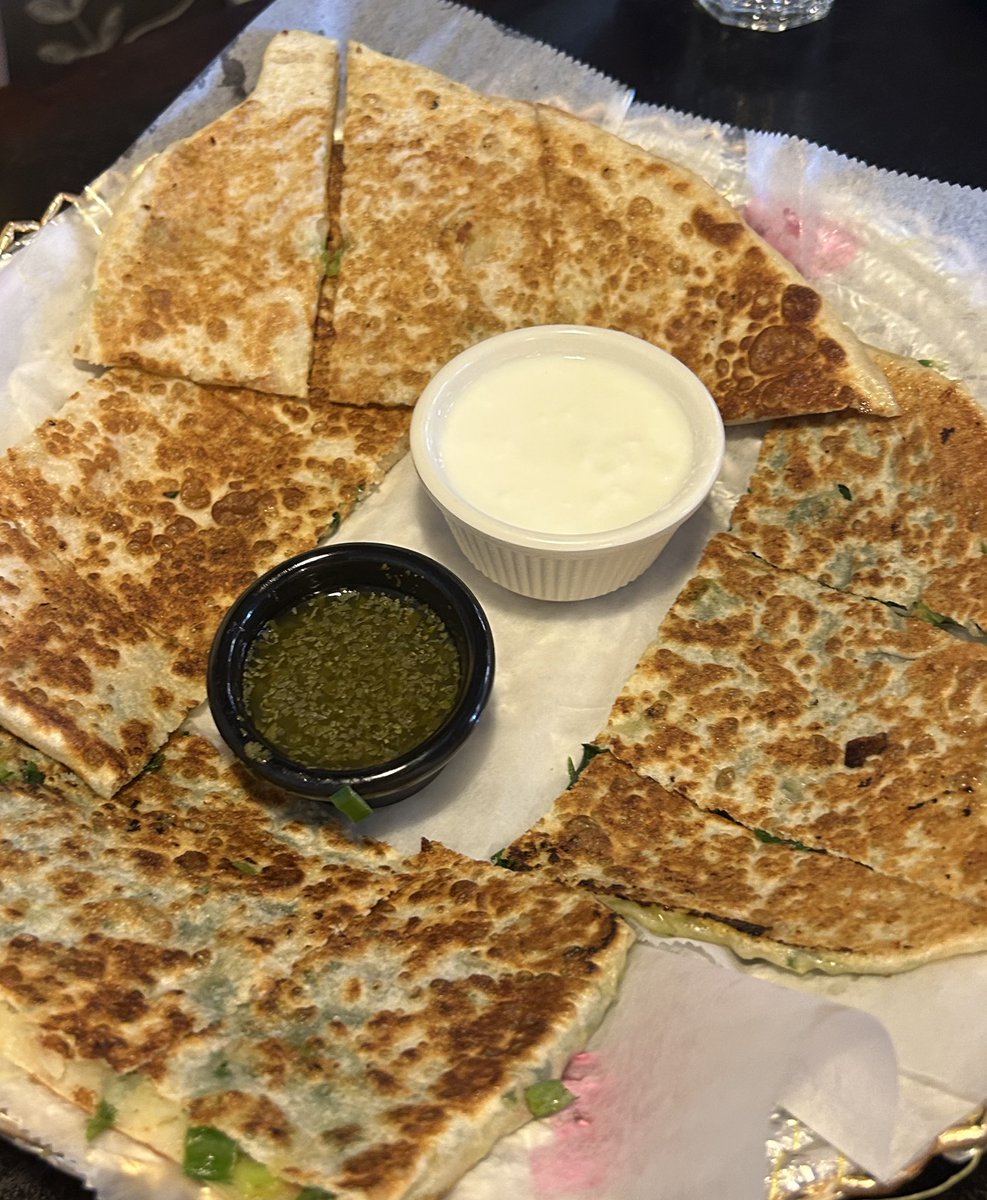 First time trying Afghan food 🇦🇫 soooo good