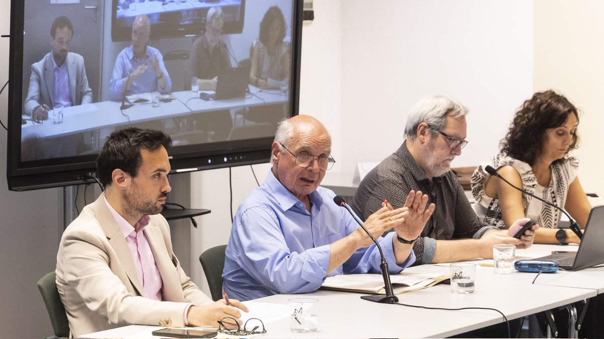 🔙 Dimarts passat es va celebrar l'Audiència Pública d'Horta-Guinardó. 

🗣️ De nou, el Govern del Districte torna a escoltar les demandes i preocupacions de la ciutadana, i contesta a les seves preguntes!