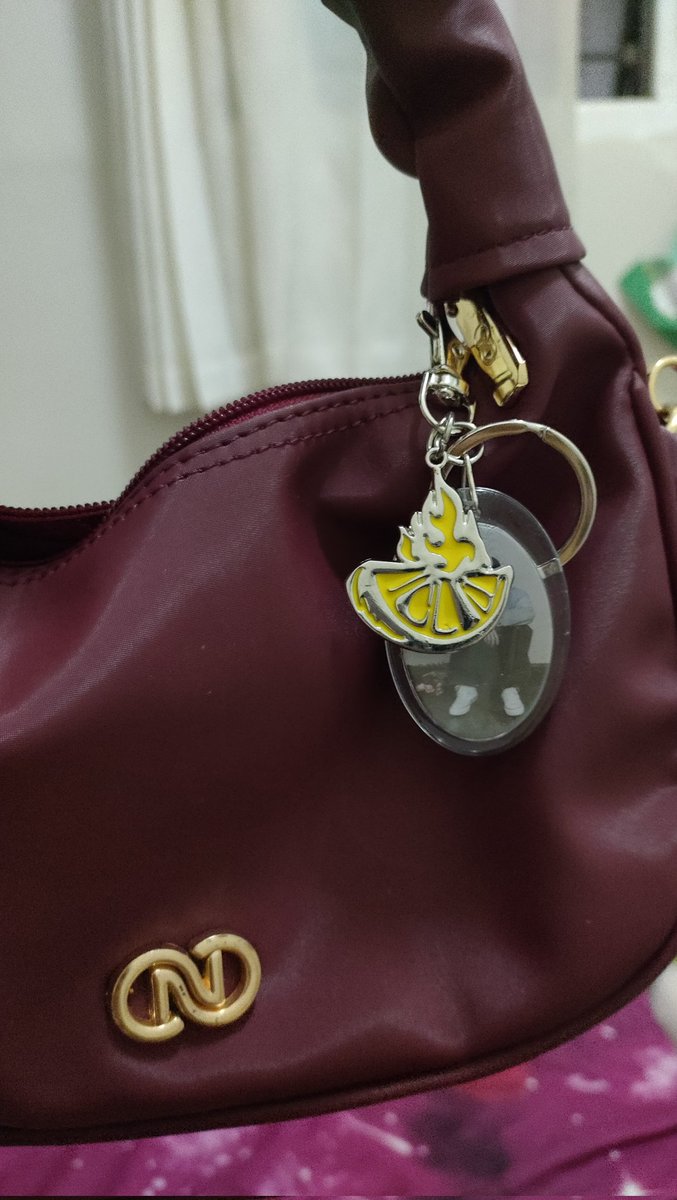 lildew___'s tweet image. lucuuuu, belinya kapan baru di unboxing skrng wkwk