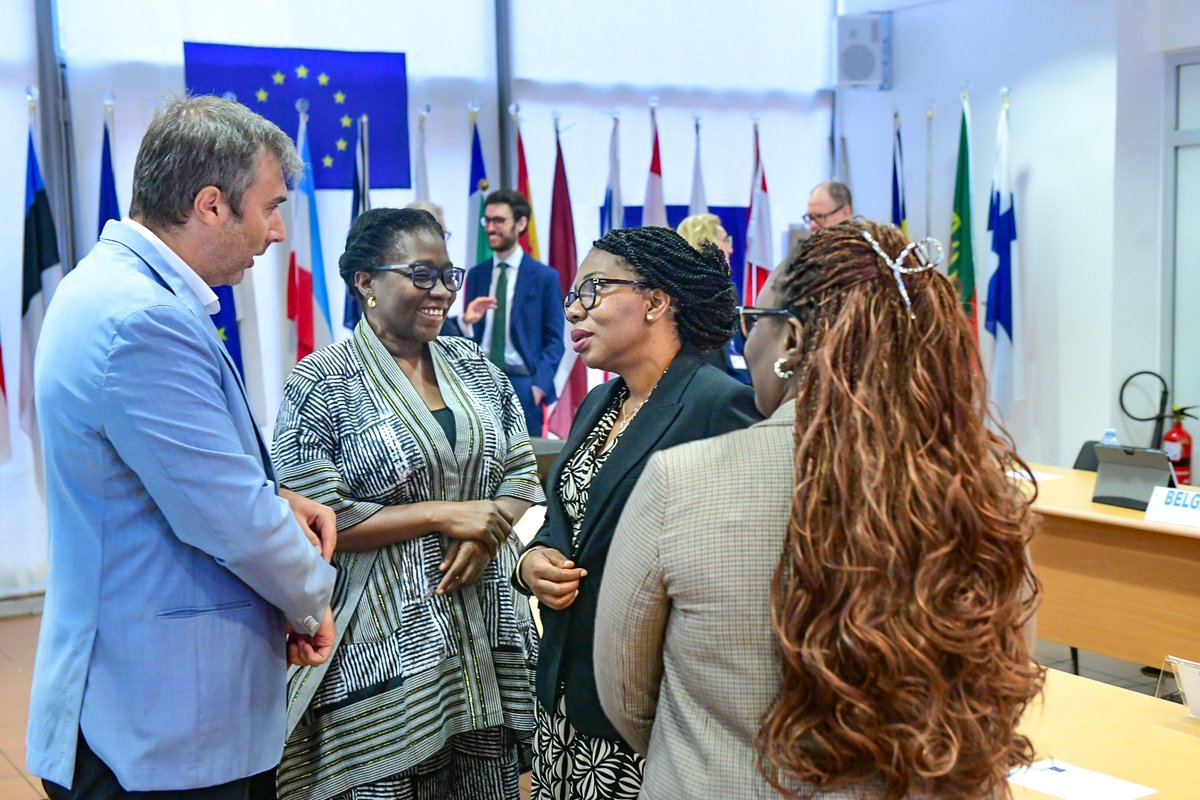 As part of  the <a href="/Eurojust/">Eurojust</a>  visit to Abuja to operationalise the Working Arrangement with the <a href="/FedMinOfJustice/">Federal Ministry Of Justice</a>, both organisations met with EU Member State reps to discuss mutual challenges &amp; opportunities to enhance judicial cooperation in int''l criminal cases.

#EUinNigeria