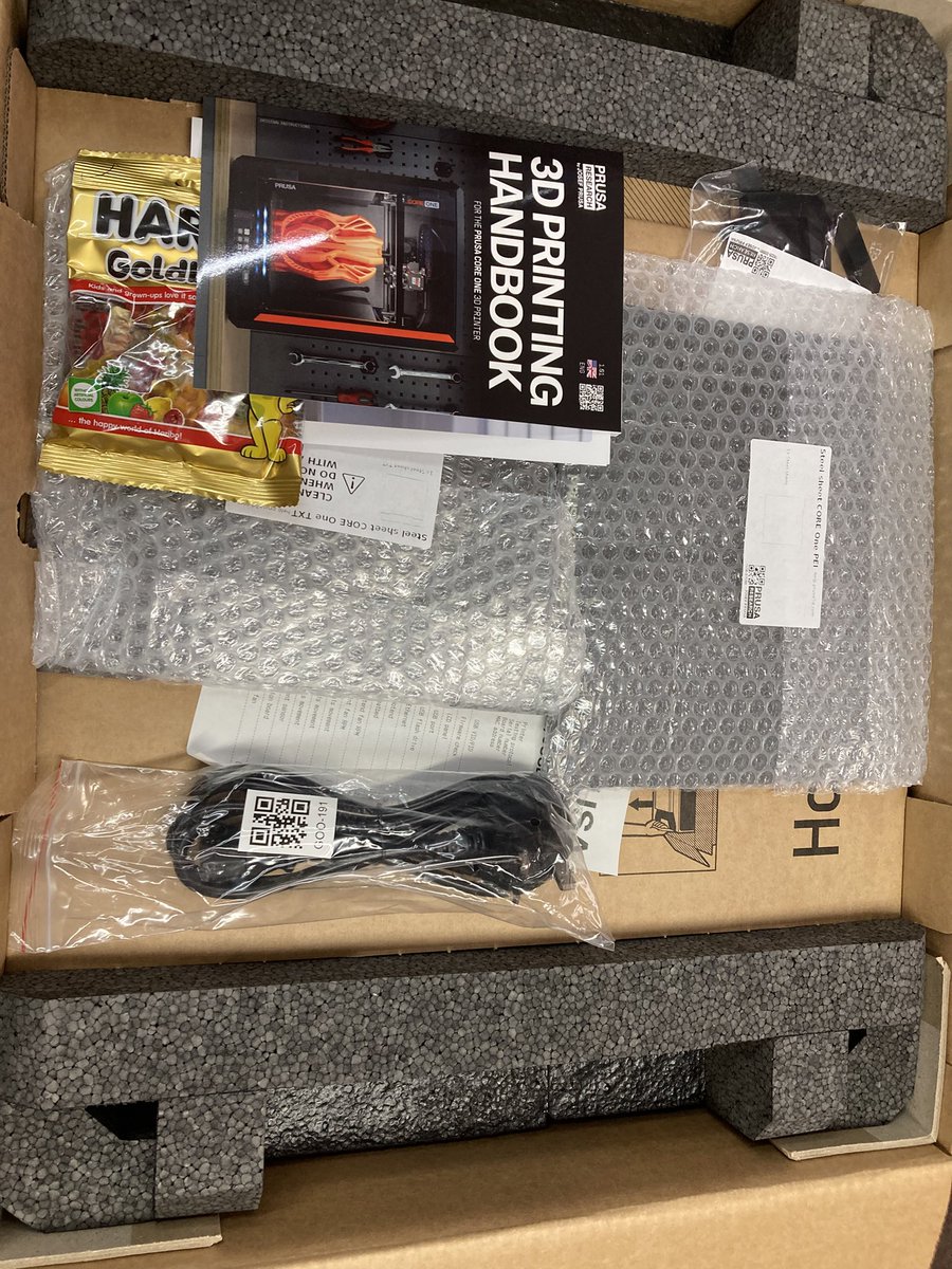 RichRap3D's tweet image. We are adding more @Prusa3D Core ONE #3DPrinters into our Print farm. We have boxes everywhere, but so easy to get them running straight out of the box 👍

These new Core ONE machines are keeping up with #Multisystem2 production printing.