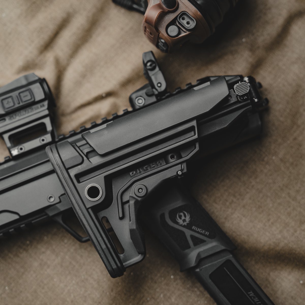 Ruger_Firearms's tweet image. Built to adapt – the LC Carbine® is ready for your setup, no matter your favorite add-ons.