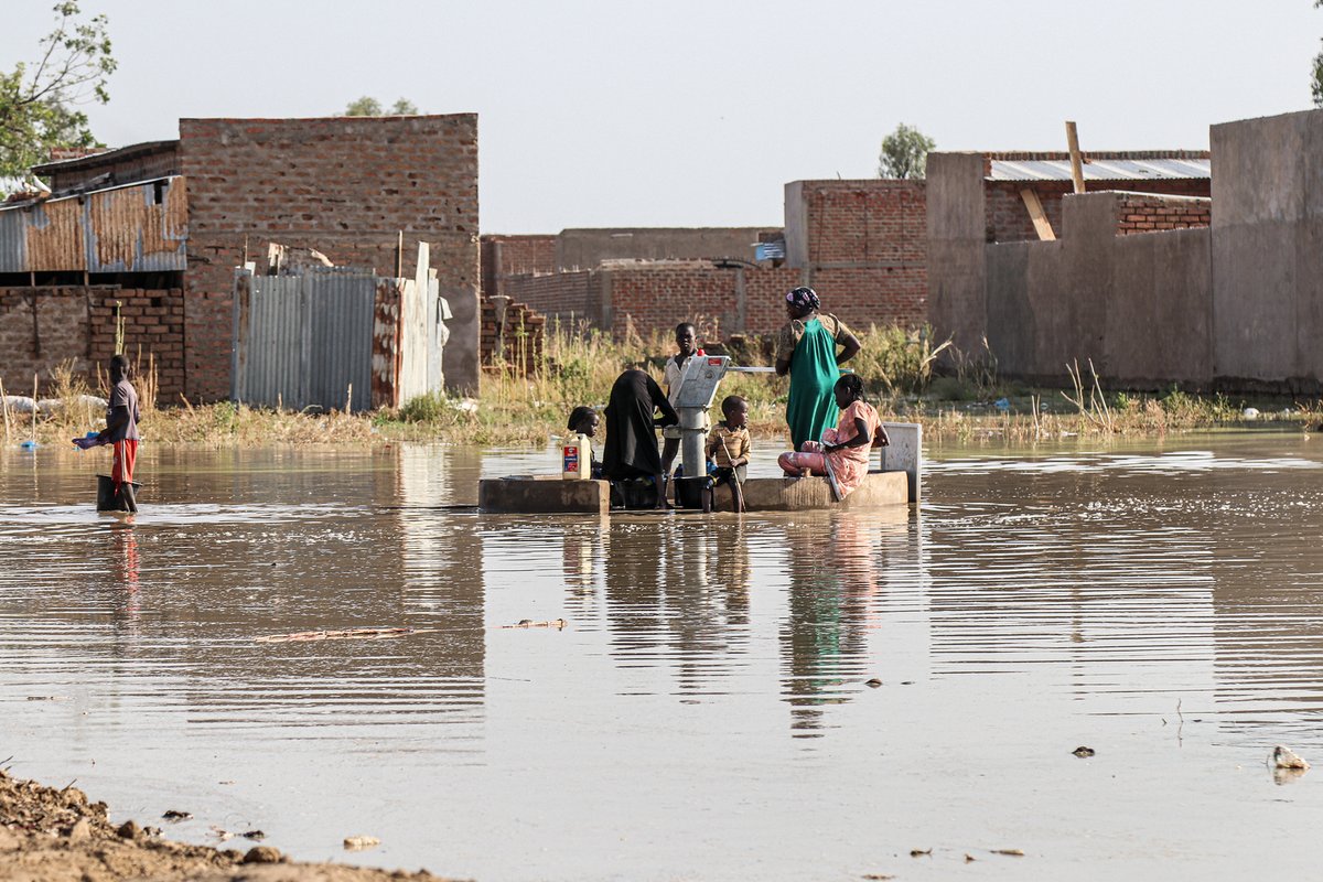 Haoliang Xu (@haoliangxu) on Twitter photo Climate change is increasing forced displacement, but those hit hardest are often helped the least.
On #WorldRefugeeDay, read <a href="/shokonoda/">Shoko Noda</a>’s new piece on aligning climate finance with need.
🔗go.undp.org/UEc Climate change is increasing forced displacement, but those hit hardest are often helped the least.
On #WorldRefugeeDay, read <a href="/shokonoda/">Shoko Noda</a>’s new piece on aligning climate finance with need.
🔗go.undp.org/UEc