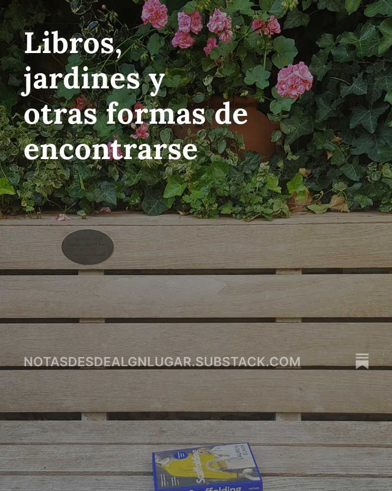 Elena de Astorza tweet media