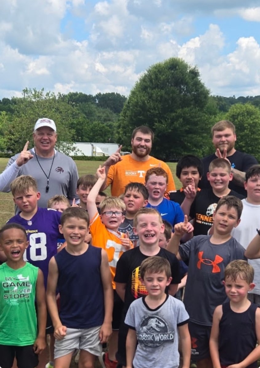 Concord Christian School Football (@ccslionsknox) on Twitter photo Big thanks to <a href="/Vol_Football/">Tennessee Football</a> legends <a href="/cade_mays/">Cade Mays</a> & <a href="/CooperMays/">Cooper Mays</a> for coming out to Concord youth camp today! Big thanks to <a href="/Vol_Football/">Tennessee Football</a> legends <a href="/cade_mays/">Cade Mays</a> & <a href="/CooperMays/">Cooper Mays</a> for coming out to Concord youth camp today!