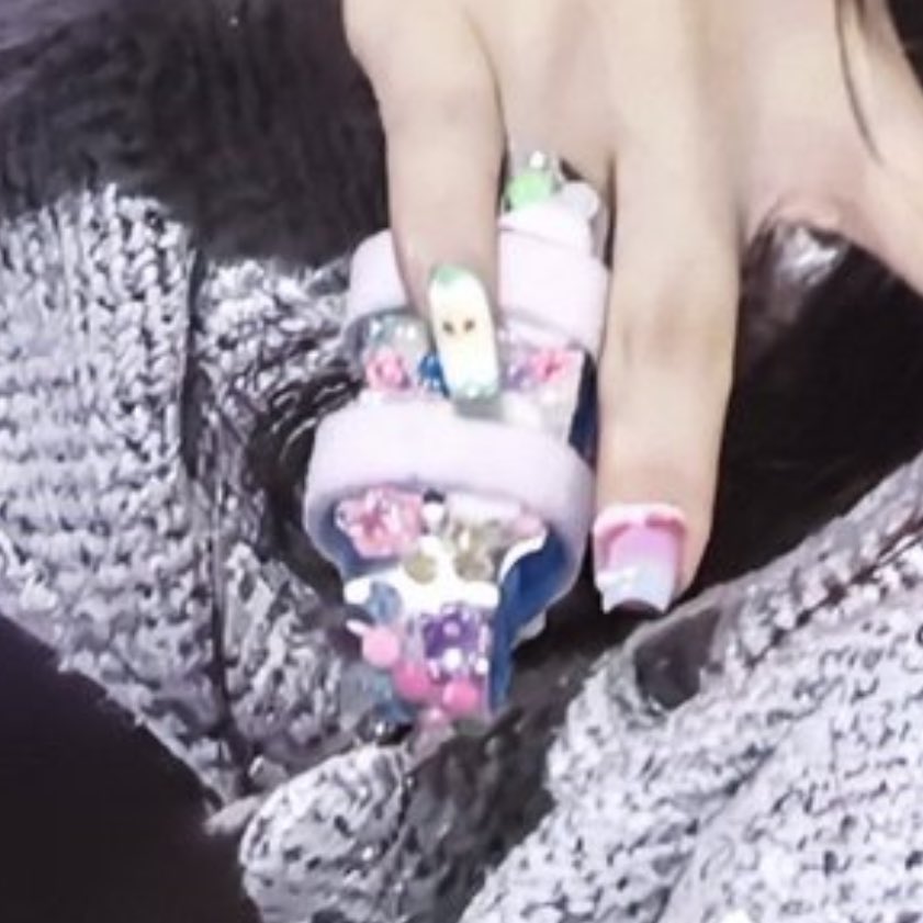 gllittopia's tweet image. moka princess of the world actually 🐹🩷🥐