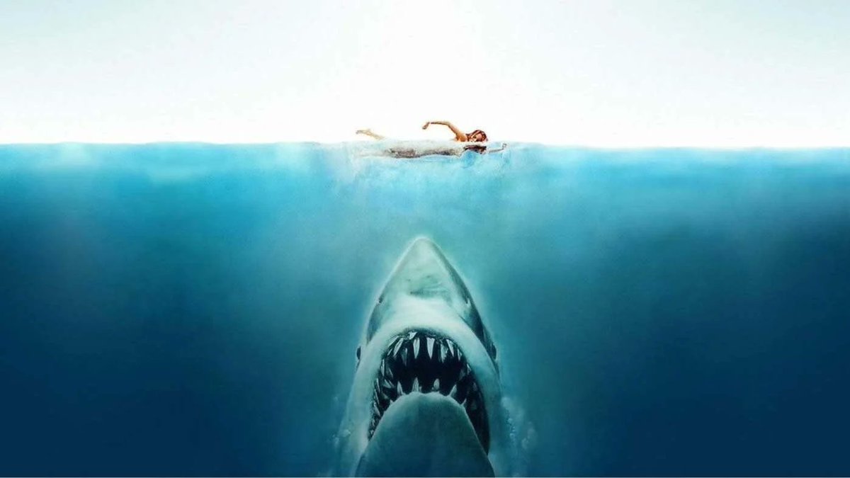 Hoy se cumple medio siglo desde el estreno de mi película favorita. ¿Cuántas veces la habéis visto vosotr@s? ¿Os afectó de alguna manera a la hora de zambulliros en playas, mares u océanos? ¿Qué nota le pondríais del 6 al 10? (por debajo de eso, ni os molestéis... 😂).