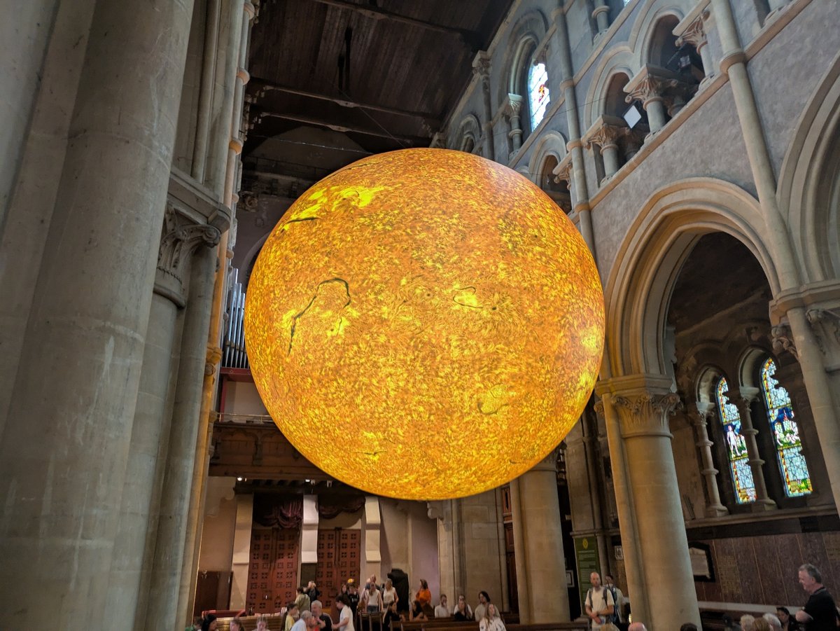 Really impressive artwork of the sun "Helios" in St Finbarr's Cathedral for the Cork Midsummer Festival. A sequel to the moon in MTU (2016), and the earth "Gaia" in Cobh (2022).

I believe tomorrow is the last day to see it. #Cork