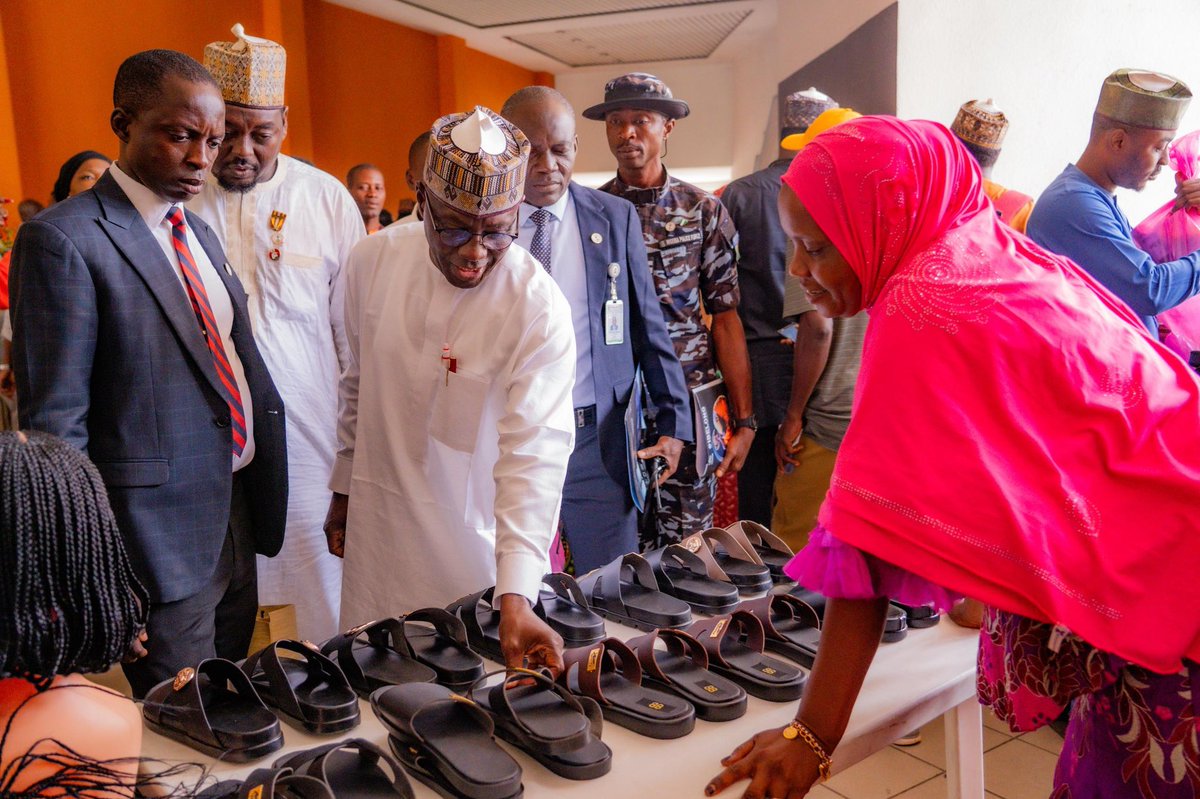 National Commission for Refugees, Migrants and IDP (@officialncfrmi) on Twitter photo World Refugee Day 2025 | A Future That Includes Everyone
Today, NCFRMI led Nigeria’s national commemoration of #WorldRefugeeDay2025—championing one truth: Refugees belong.
Together with @UNHCRNigeria, <a href="/ecowas_cedeao/">Ecowas - Cedeao</a>, @sure4ufdn, @fmhdsd, & others, we stand #WithRefugees World Refugee Day 2025 | A Future That Includes Everyone
Today, NCFRMI led Nigeria’s national commemoration of #WorldRefugeeDay2025—championing one truth: Refugees belong.
Together with @UNHCRNigeria, <a href="/ecowas_cedeao/">Ecowas - Cedeao</a>, @sure4ufdn, @fmhdsd, & others, we stand #WithRefugees